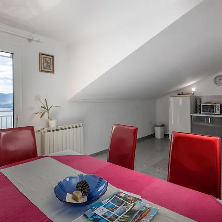 Apartman Cozy In With Wi-fi Fiume
